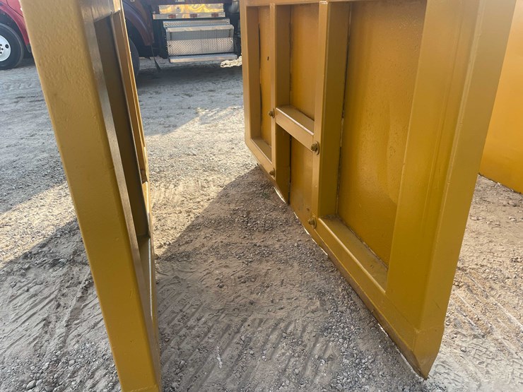 #13317-•-efficiency-products-trench-box-image-22