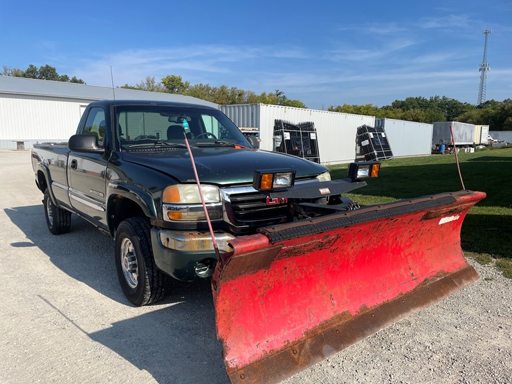2003-gmc-2500-image-3