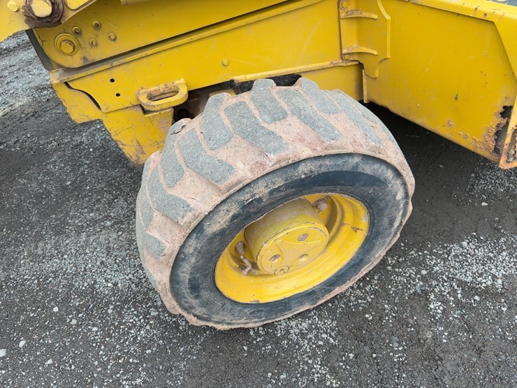 2001-deere-310g-image-15