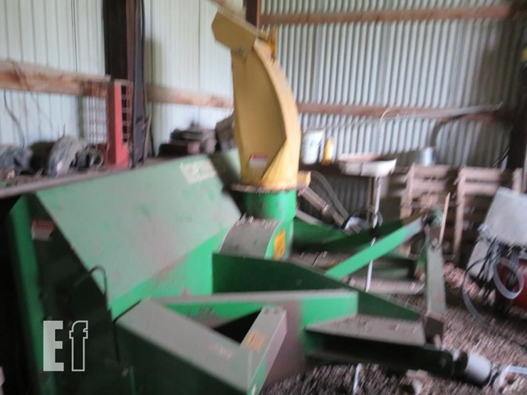 loftnuss-8'double-auger-snow-blower-image-2