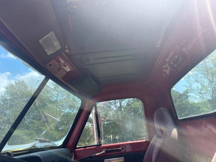 #24150-•-**inop-gmc-s/a-daycab-truck-tractor-th1906v584562-image-26