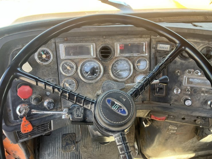 1994-ford-lts9000-image-33