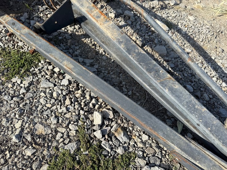 #23904-•-yetter-~15'-row-marker-image-15