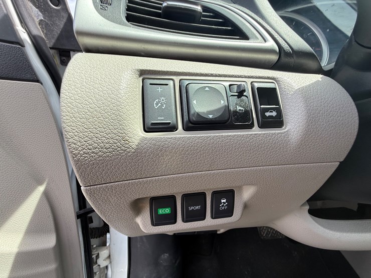 #3760-•-inop-2016-nissan-sentra-sedan-3n1ab7ap6gy243642-inv#:-3760-image-40