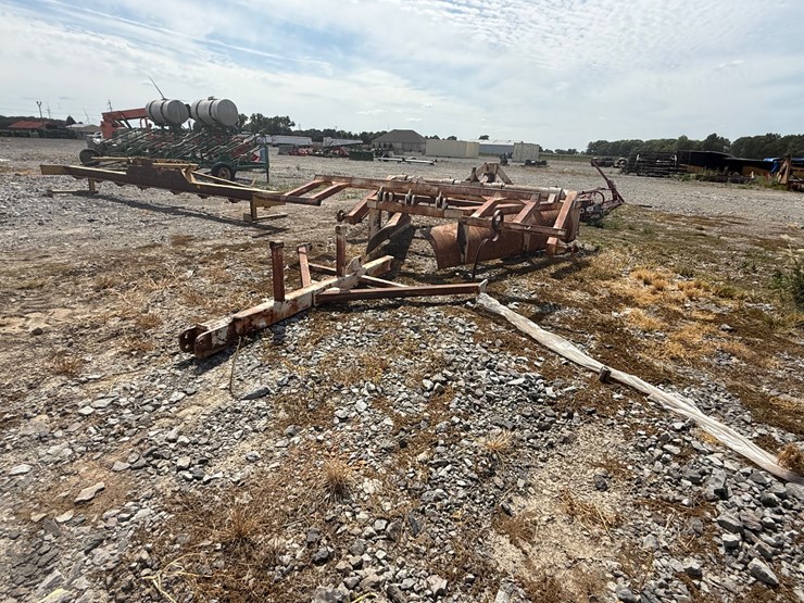 #23909-•-allen-manufacturing-levee-squeeze-image-2