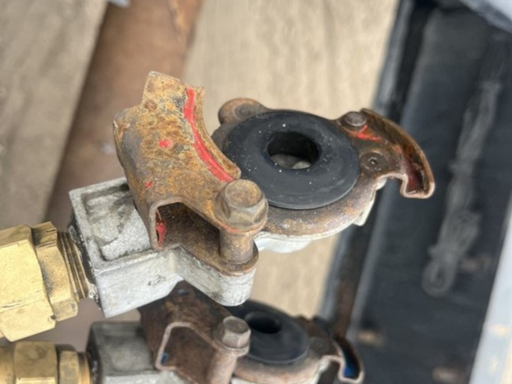 2020-kenworth-t680-image-64