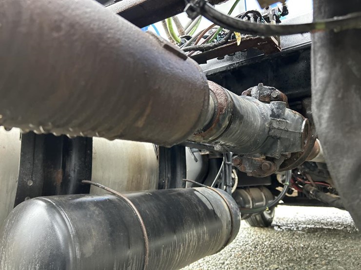 2018-kenworth-t680-image-26
