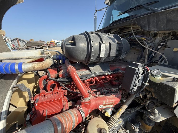 2013-kenworth-t800-image-34