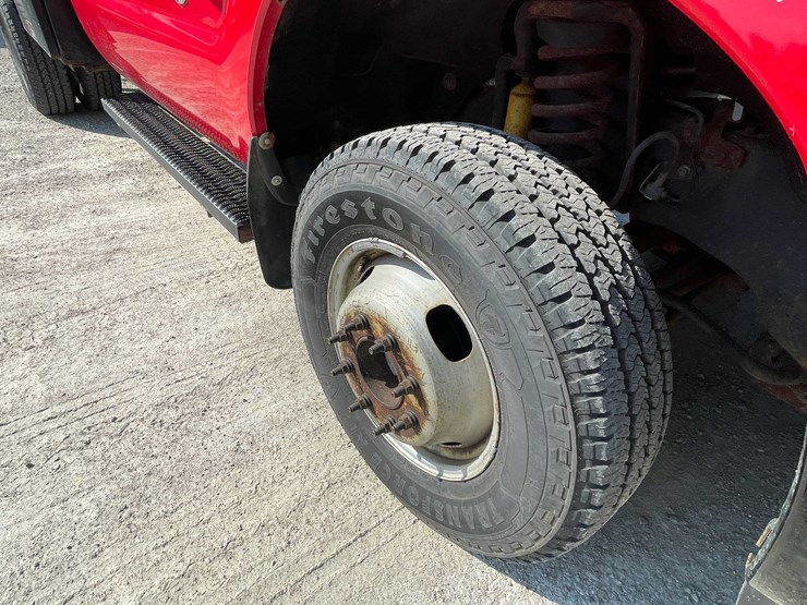 2014-ford-f350-image-25