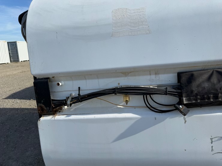 #5024-•-agm-agmc9l-~2000gal-water-tank-truck-bed-inv#:-5024-image-36