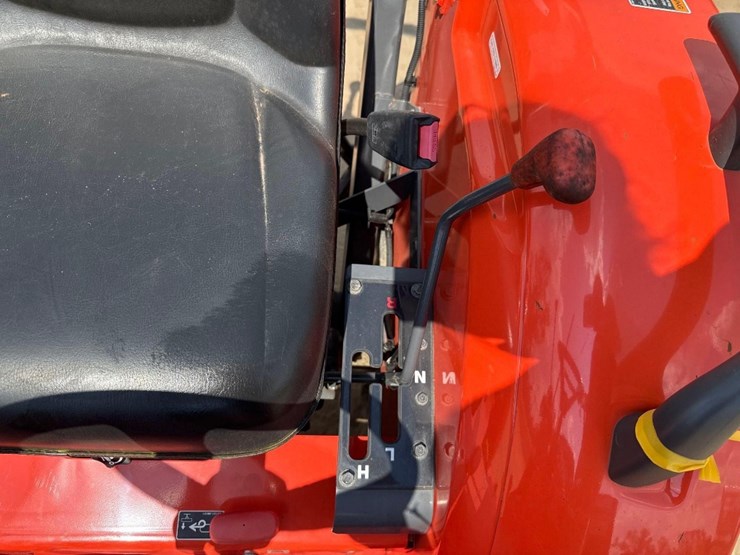 kubota-l2501-image-28