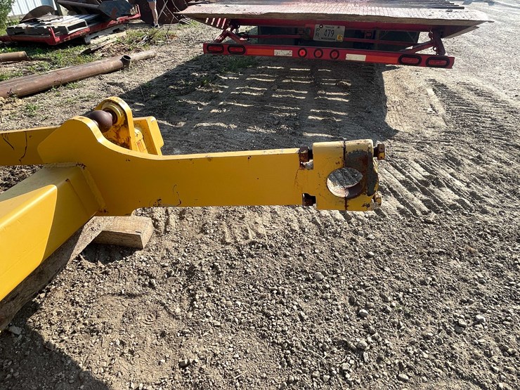 caterpillar-d7-image-8