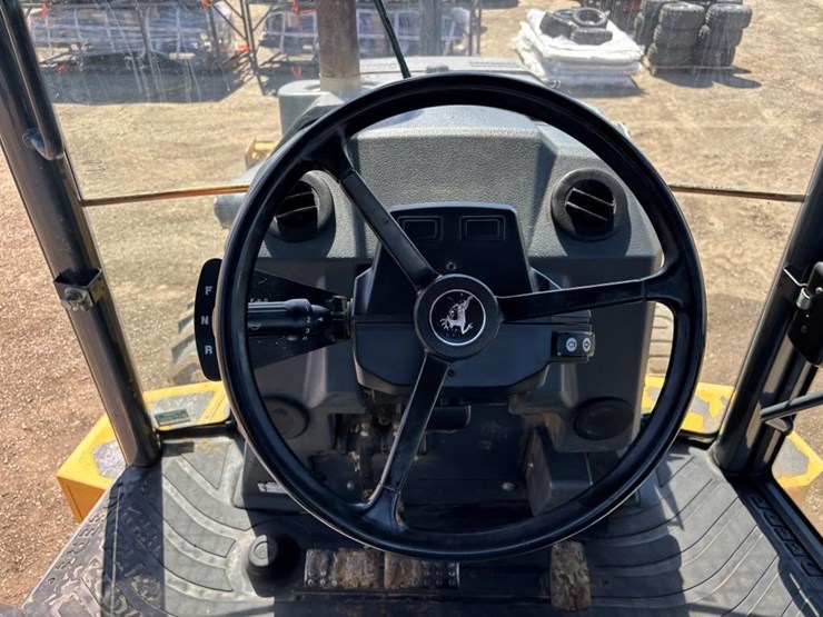2019-deere-310l-ep-image-35