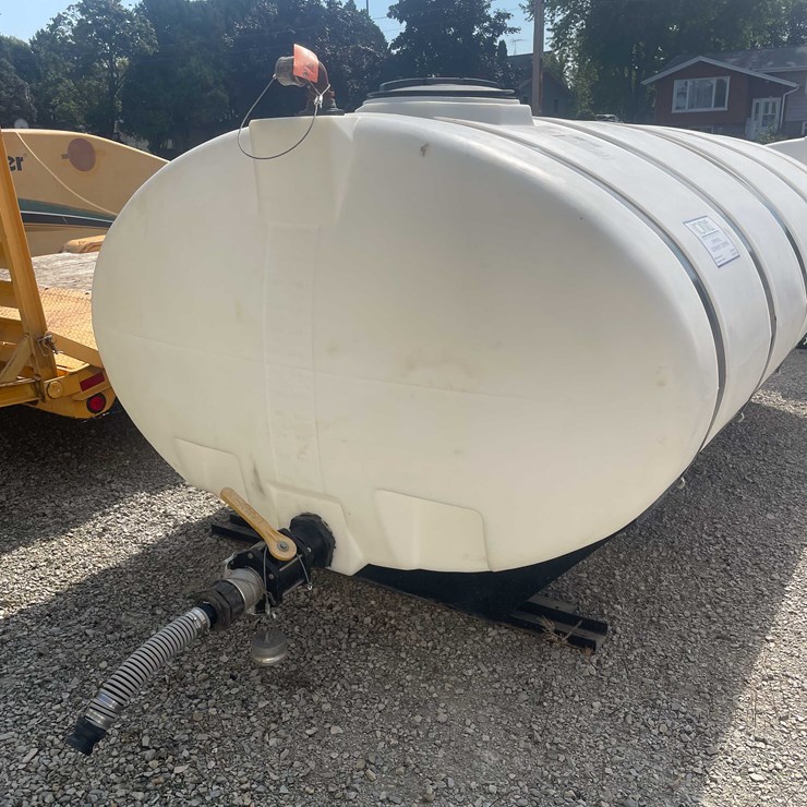 #13368 • Water Tank