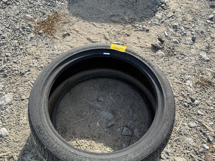 #2807-•-(1)-235/40r19-tire-inv#:-2807-image-6