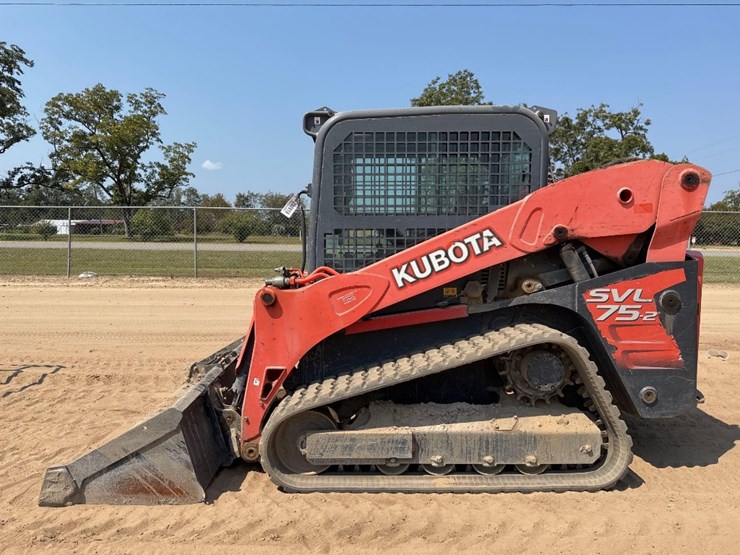 2017-kubota-svl75-2-image-1