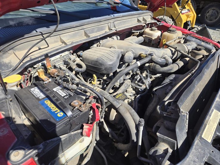 2011-ford-f450-image-27