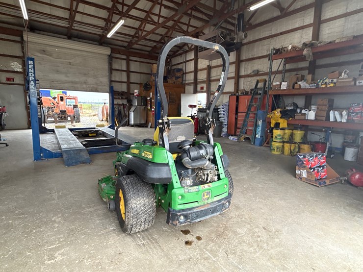 john-deere-z830a-image-5