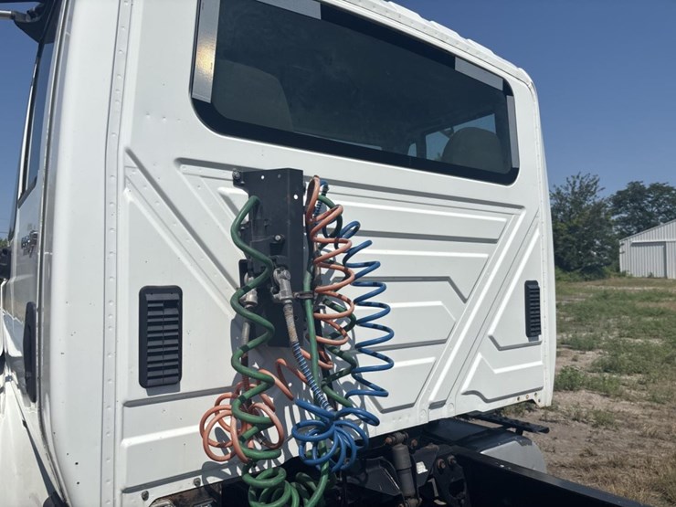 2014-international-durastar-4400-image-10