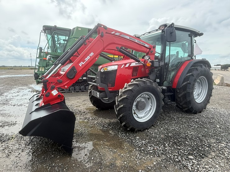 2022-massey-ferguson-4710-image-2