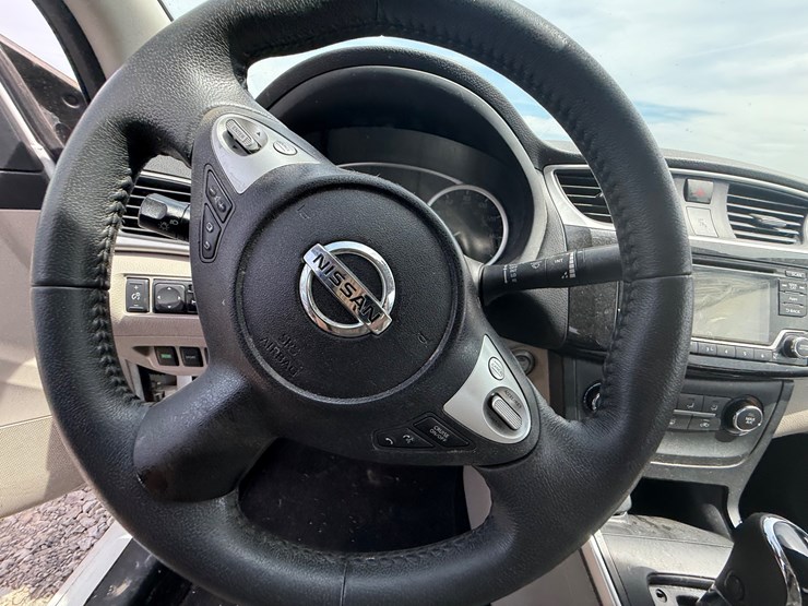 #3760-•-inop-2016-nissan-sentra-sedan-3n1ab7ap6gy243642-inv#:-3760-image-34