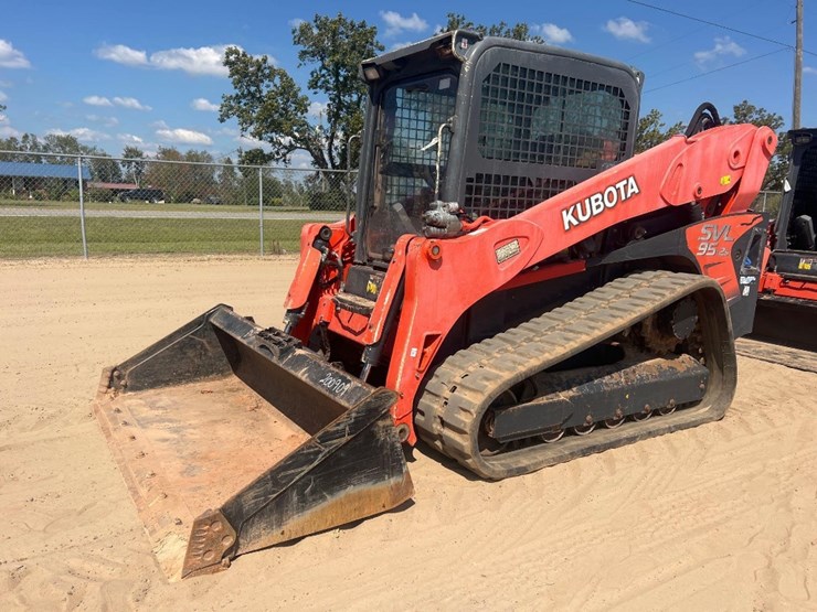 2019-kubota-svl95-2s-image-8