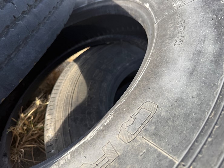 #5034-•-lot-of-(3)-miscellaneous-tires--inv#-5034-image-16
