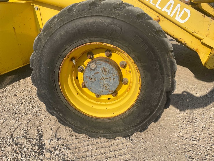 2002-new-holland-lb75b-image-14