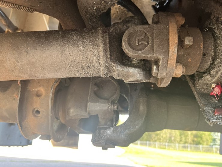#1249-•-2011-navistar-7600-sba-6x4-2010-mixer-truck-image-115