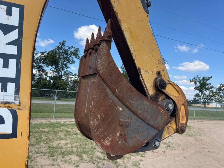 2001-deere-310g-image-22