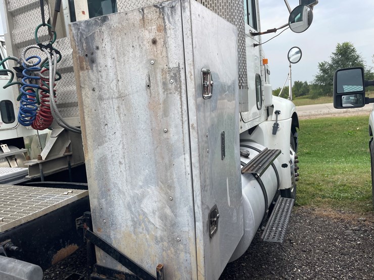 1998-cummins-m11-image-12