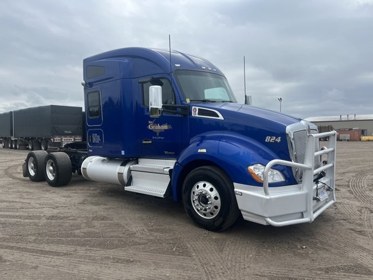 2020-kenworth-t680-image-7