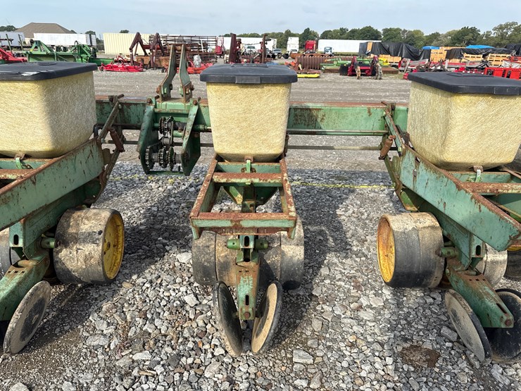 john-deere-7100-image-8