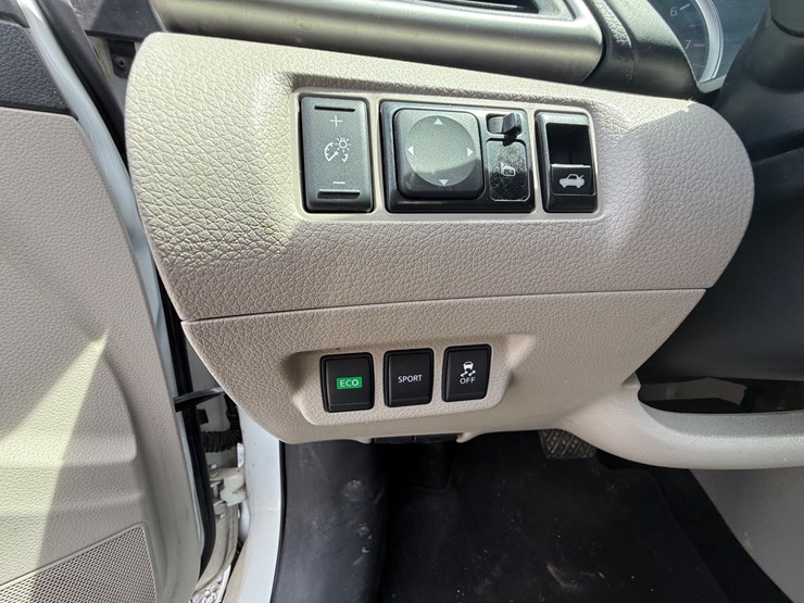 #3760-•-inop-2016-nissan-sentra-sedan-3n1ab7ap6gy243642-inv#:-3760-image-39
