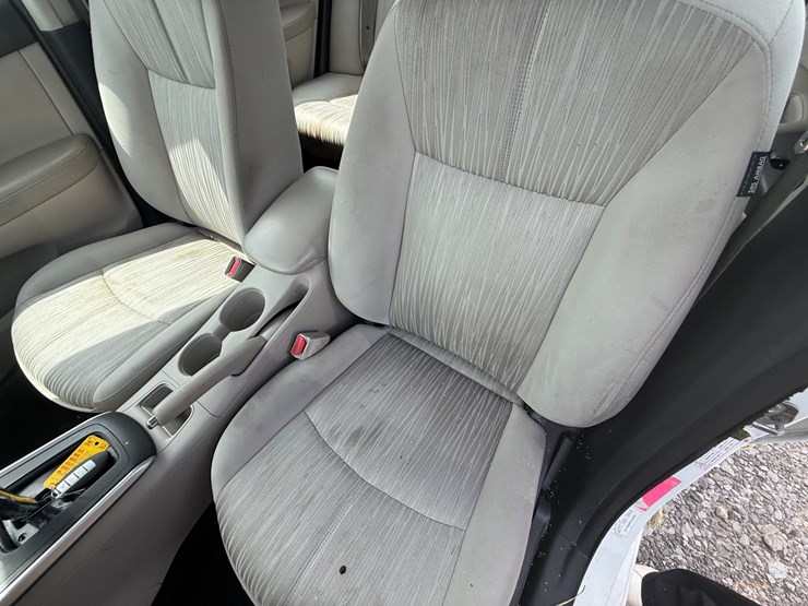 #3760-•-inop-2016-nissan-sentra-sedan-3n1ab7ap6gy243642-inv#:-3760-image-29