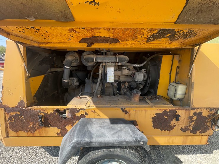 #13348-•-1992-atlas-corporation-tow-behind-compressor-image-49