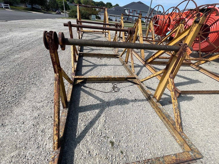 #13364-•-tripler-reel-carrier-stand-image-5