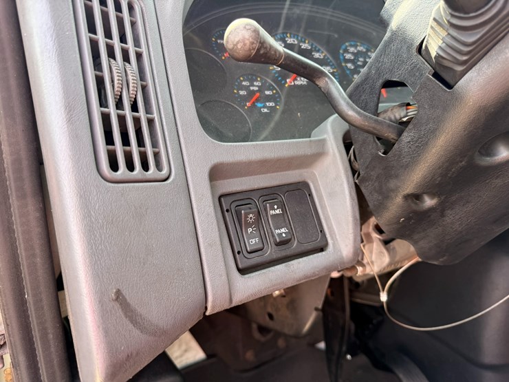 2006-international-durastar-4400-image-84