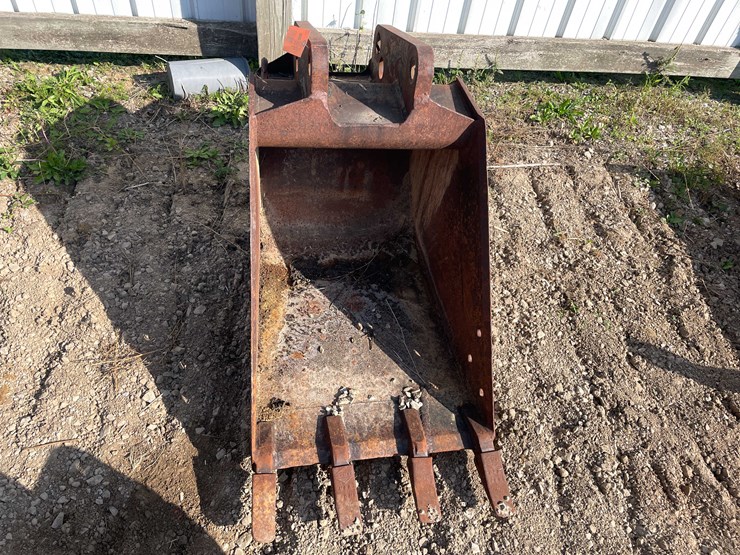 #13397-•-new-holland-bucket-image-10