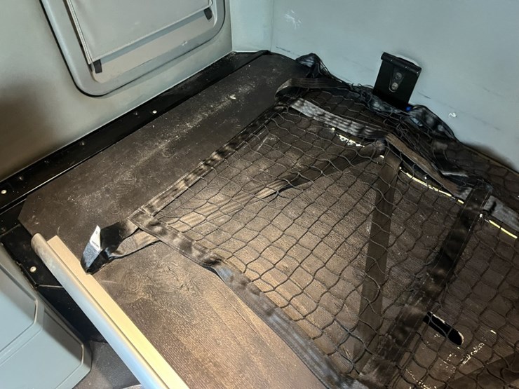 2020-kenworth-t680-image-136