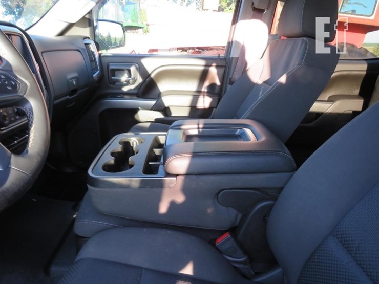 2017-chevrolet-lt-1/2-ton-4x4-,-4-door-16-image-9