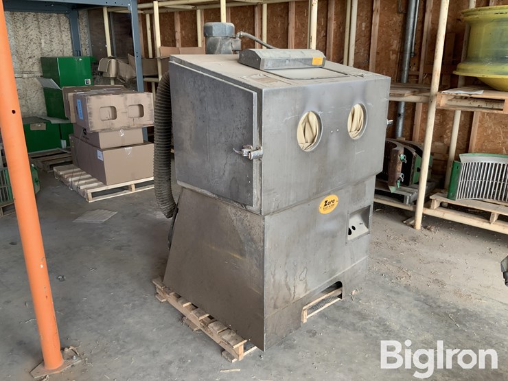 zero-mfg-b-300-f-blast-cabinet-image-3