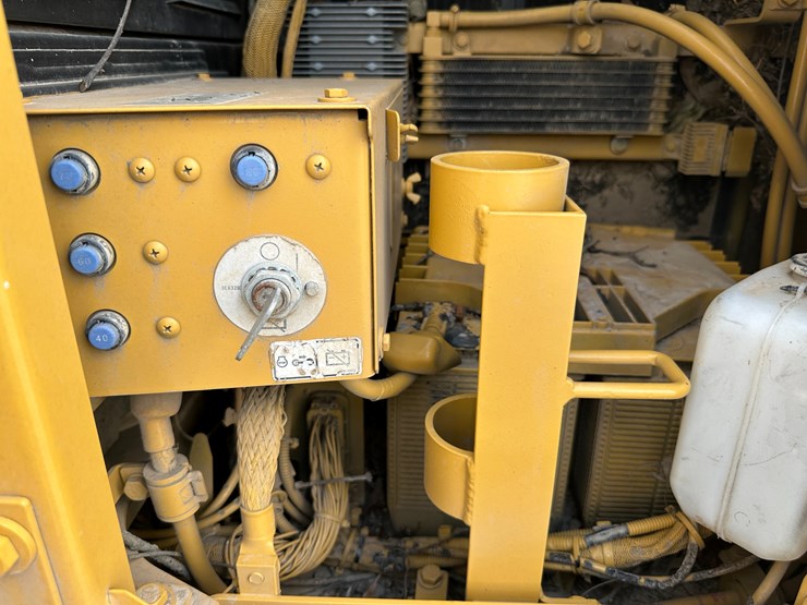 caterpillar-311fl-image-46