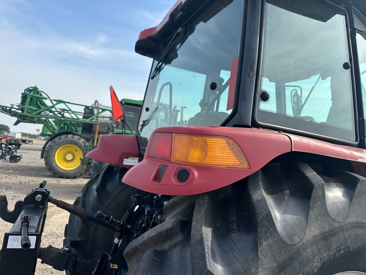 case-ih-jx1090u-image-36