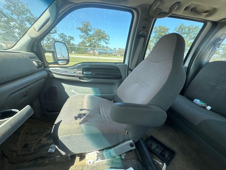 ford-f250-xl-image-31
