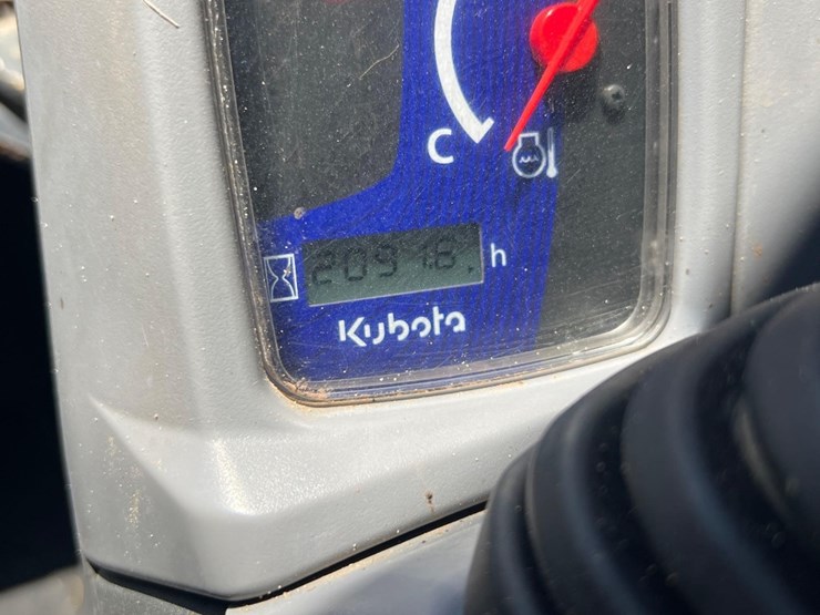 kubota-svl97-2-image-32