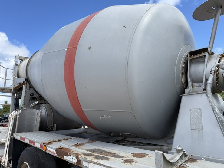 #1553-•-1991-oshkosh-mixer-truck-image-26