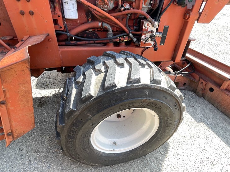 ditch-witch-6510-image-28