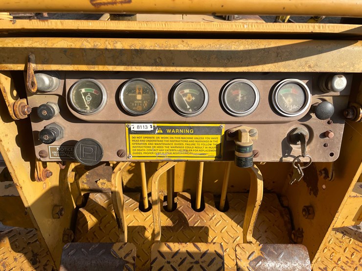 1987-caterpillar-d3-image-46