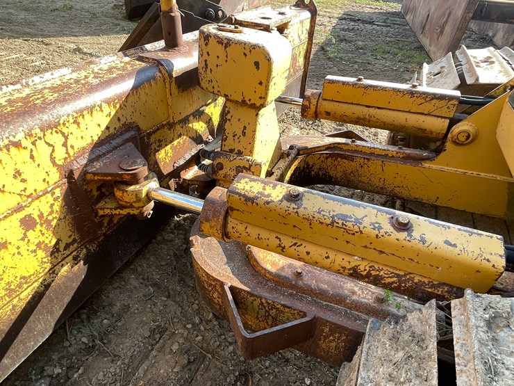1987-caterpillar-d3-image-39